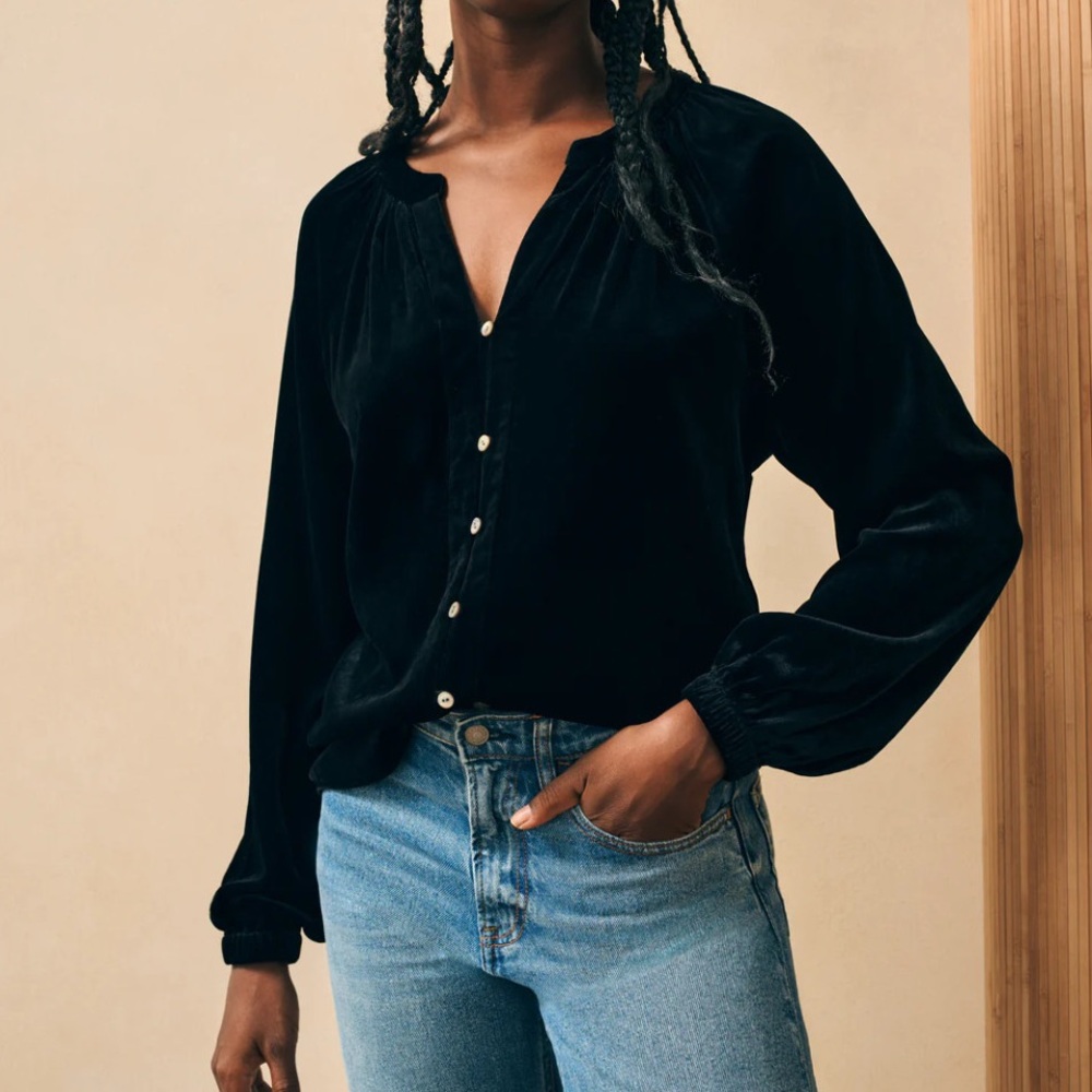 Faherty NWT Silk Blend Naomi Velvet Split V-Neck Button Up Shirt Black Medium